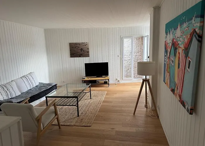 Casa vacanze Ღ La Passerelle, Spatieux Avec Jardin